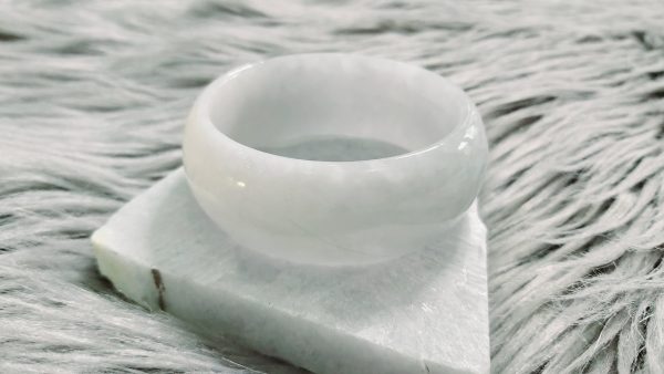 Bạch Ngọc (Tinh Thể Hạt Ngọc Lấp Lánh)