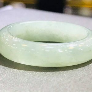 Nhẫn cẩm thạch xanh giá rẻ chính hãng GMT JADE