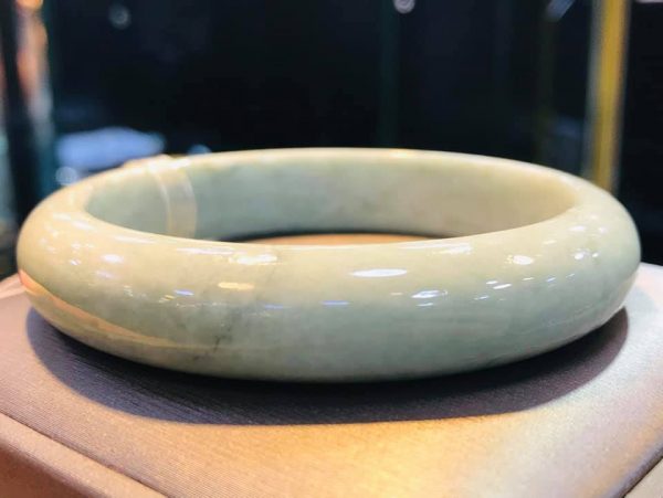 Vòng Cẩm Thạch Đẹp Chuẩn Thiên Nhiên Tại Cửa Hàng Uy Tín Gmt Jade