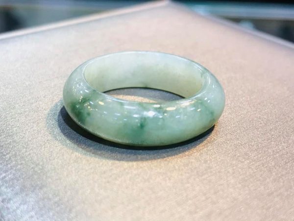 Nhẫn Ngọc Cẩm Thạch Myanmar Siêu Dầu Tại Gmt Jade