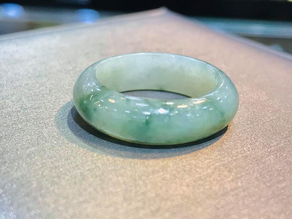 Nhẫn cẩm thạch Myanmar xanh lý chính hãng tại GMT JADE