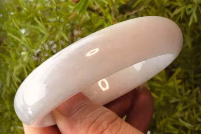 Vòng Cẩm Thạch Bản Hẹ Uy Tín Chính Hãng Giá Rẻ