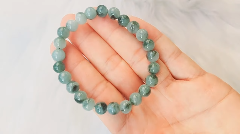 Chuỗi Đeo Tay Ngọc Jade Xanh Uy Tín Chính Hãng Myanmar