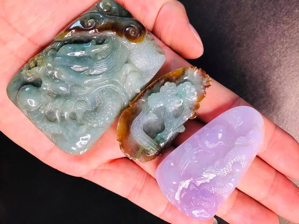 Vật Phẩm Ngọc Cẩm Thạch Phong Thủy Mang Ý Nghĩa Cát Tường
