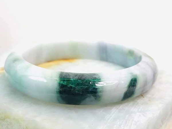Vòng Cẩm Thạch Mệnh Hỏa Cao Cấp Chính Hãng