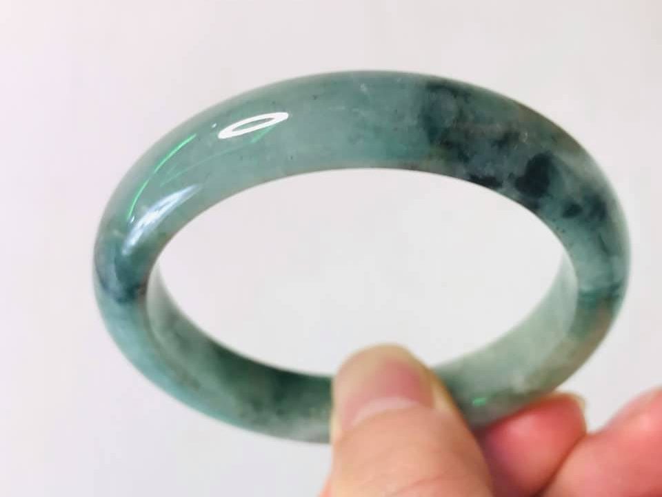 Vòng tay ngọc jade xanh bản hẹ cao cấp chính hãng GMT JADE